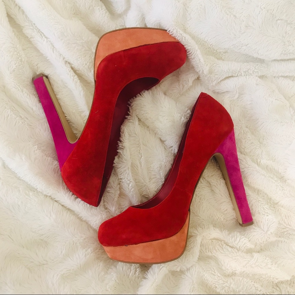 Steve Madden pumps